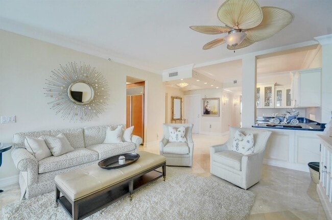 Building Photo - 2 br, 2.5 bath Condo - 1063 Hillsboro Mile...