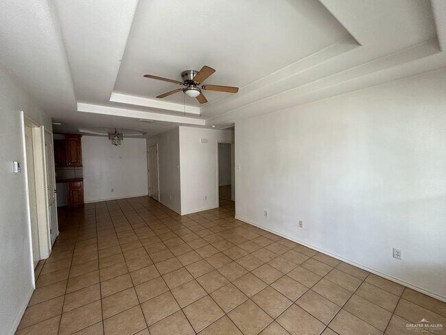 Foto del edificio - 1503 E Coyote St