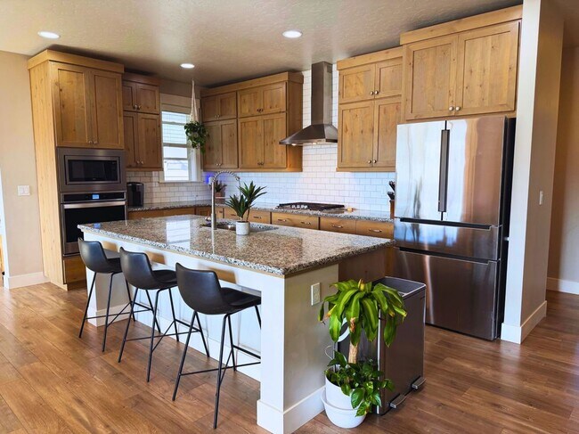 Foto del edificio - 1343 E Fort Erie St