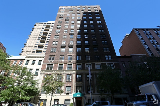 Building Photo - 215 E 72nd St