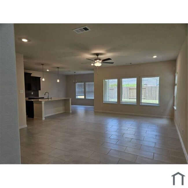 Foto del edificio - 7971 Cypress Country Dr