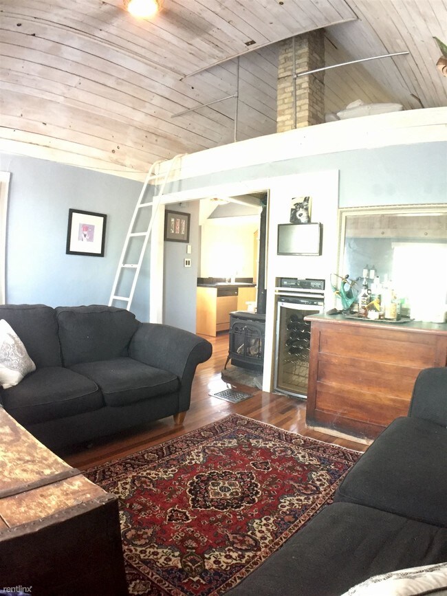 Foto del edificio - 1 br, 1 bath Apartment - 121 N 2nd St