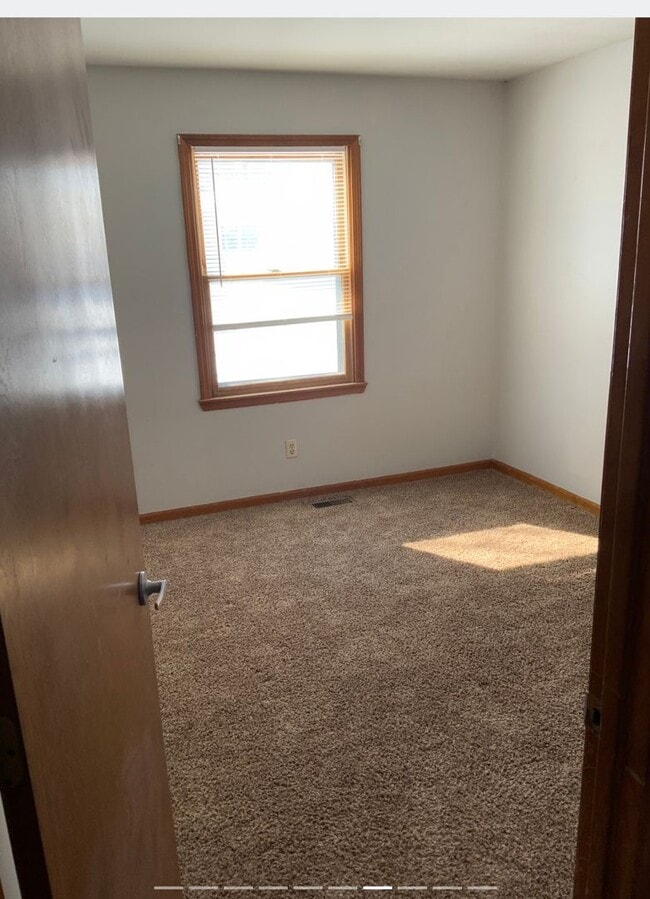 Building Photo - Single Family Eudora Home