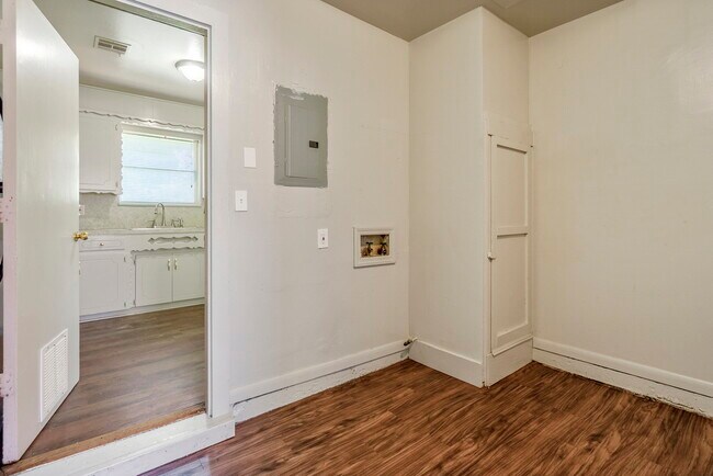 Foto del edificio - 1509 NE 33rd St