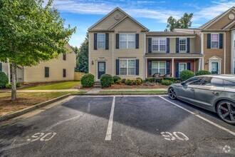 Building Photo - 2739 Deerwood Ln