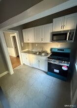 Building Photo - 151 Fairview St