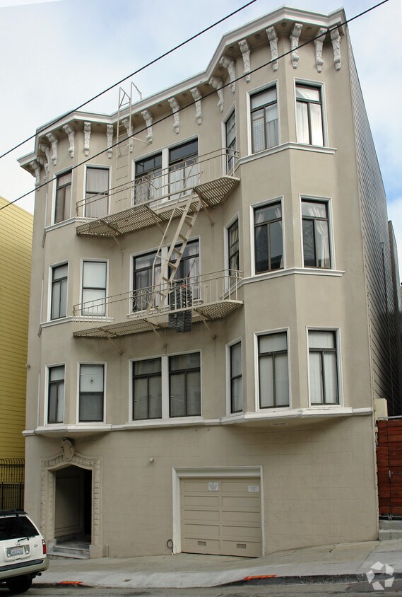 Building Photo - 1456 Sacramento St