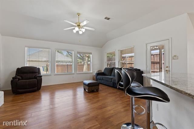 Foto principal - 4 br, 2 bath House - 4015 Randall Lane