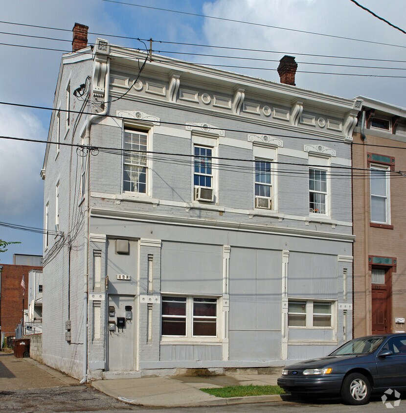 Foto principal - 940 Central Ave