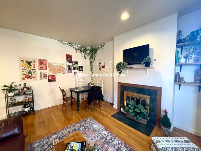 Foto del edificio - 616 Columbus Ave