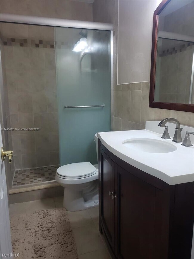 Foto del edificio - 3 br, 2 bath House - 3250 SW 23rd St