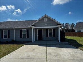 Building Photo - 103 Johnny Johnson St