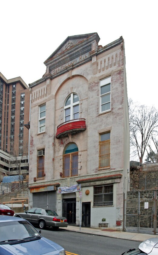 Primary Photo - 72 N Broadway