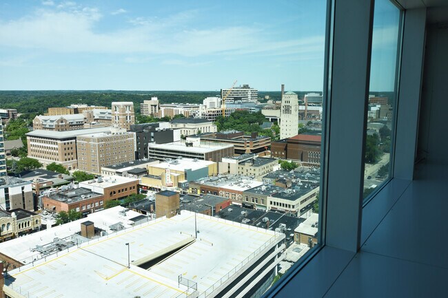 Foto del edificio - 555 E William St