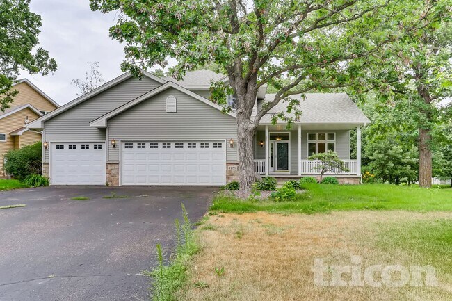 Building Photo - 1259 Irvine Dr