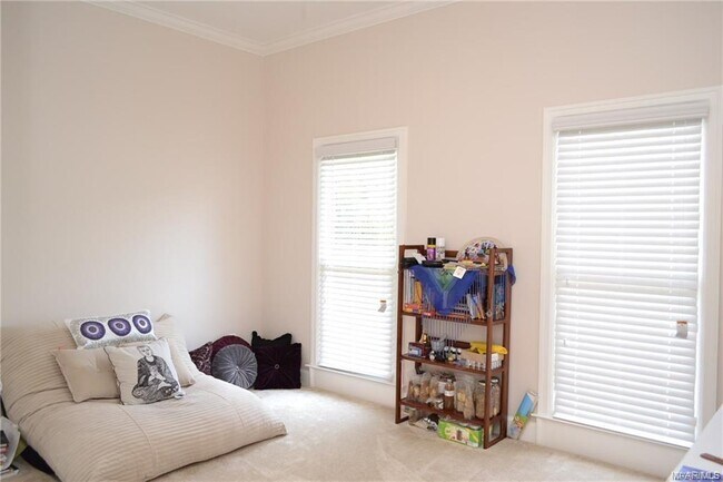 Foto del edificio - 9692 Bent Brook Dr