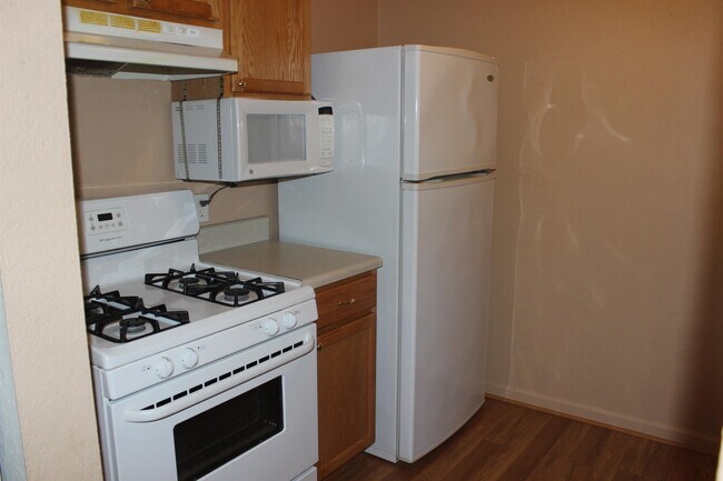 Building Photo - 317 Mabry St