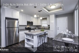 Building Photo - 1404 Alta Vista Ave