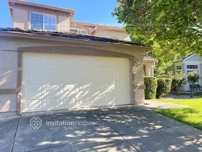 Building Photo - 4720 Canyon Hills Dr