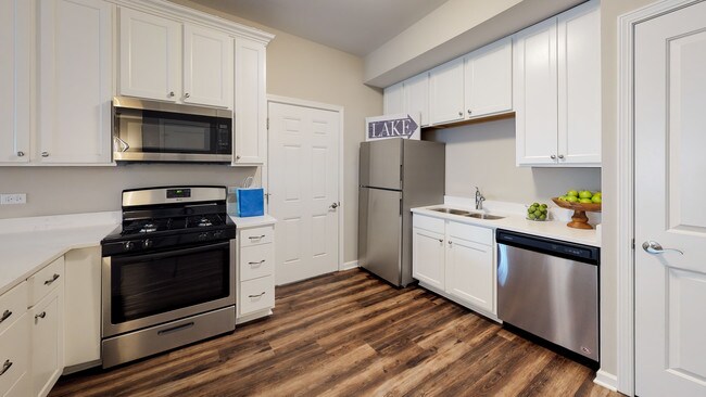 Foto del edificio - Eastbanks at Lake Zurich