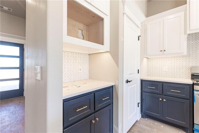 Foto del edificio - 8412 NW 163rd St