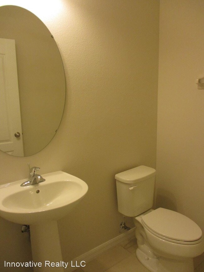 Building Photo - 3 br, 2.5 bath House - 544 Prospect Point