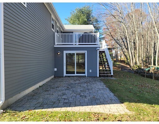 Building Photo - 12 Longfellow Rd