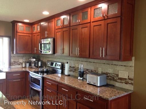 Foto del edificio - 2864 NE Linden Ave