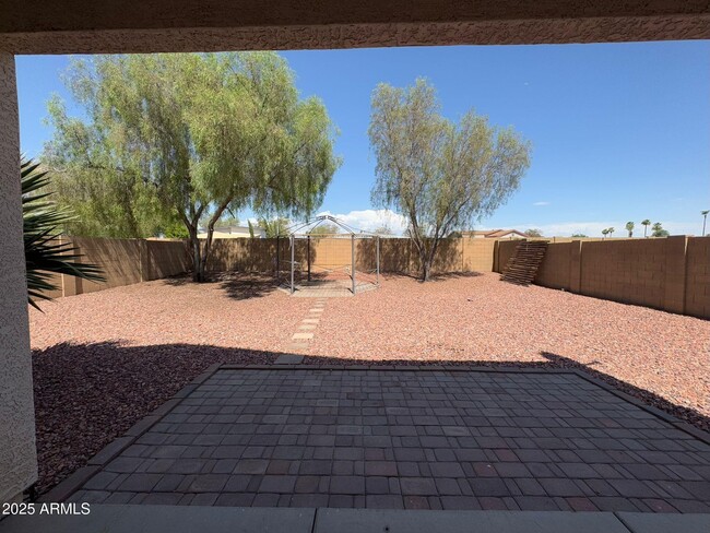 Building Photo - 7207 N 69th Dr