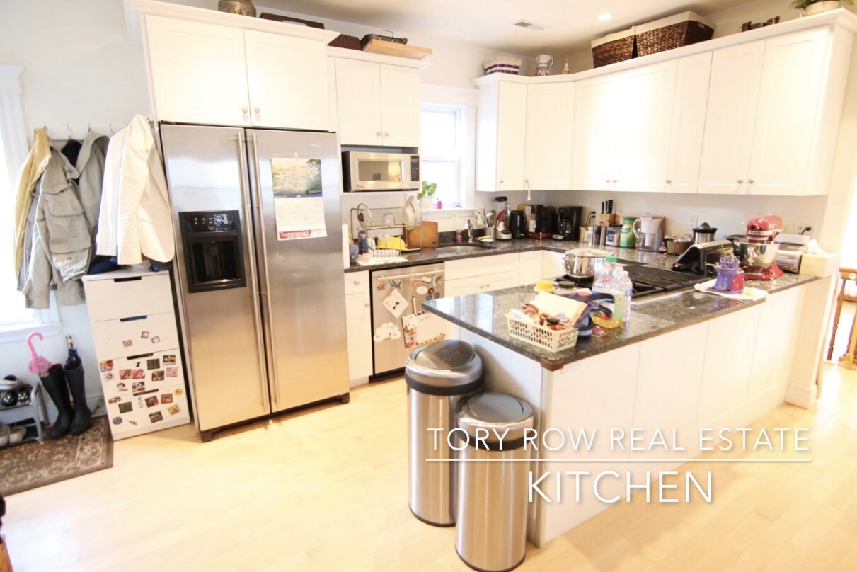 Foto principal - 2536 Massachusetts Ave