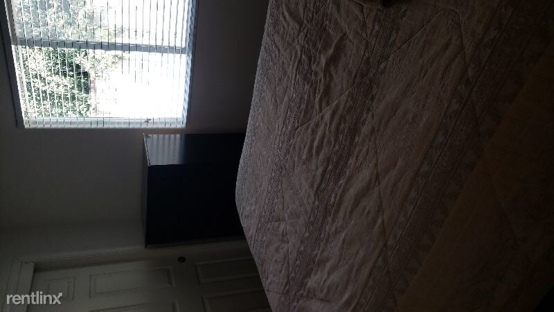 Building Photo - 1 br, 1 bath House - 1112 Invermay st