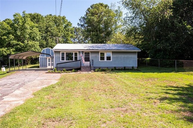 Building Photo - 835 Sylvan Dr