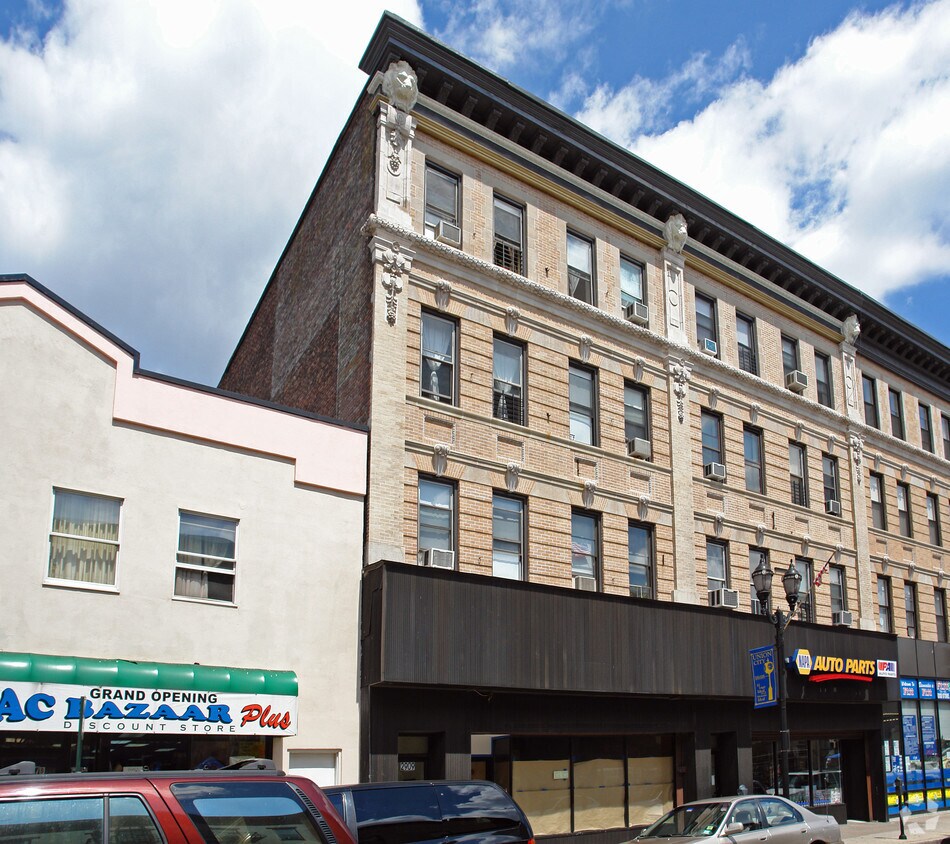 Building Photo - 2909 Bergenline Ave