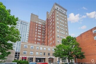 Building Photo - 124 Court St