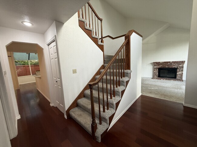 Foto del edificio - 4102 209th Pl NE