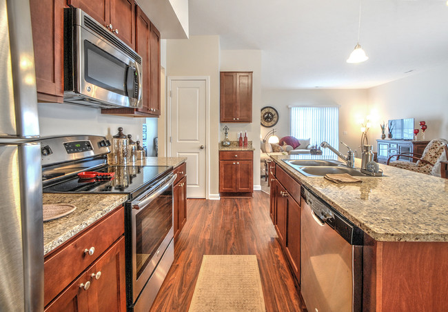 Ranch Kitchen - The Townhomes at Pleasant Meadows