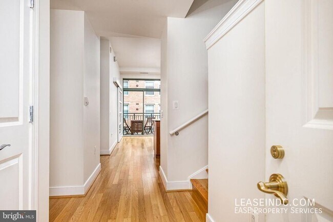Foto del edificio - 2425 L St NW