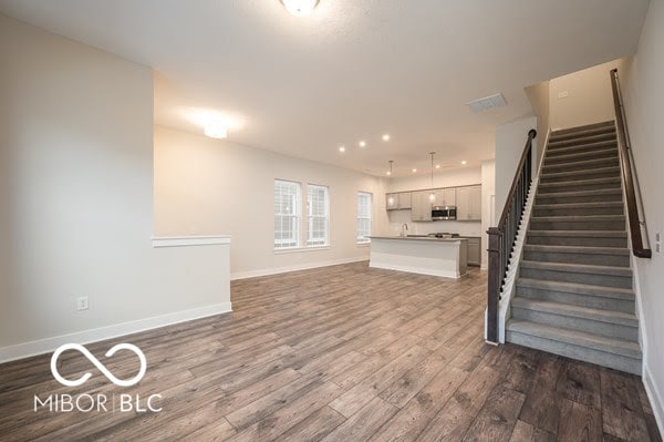 Building Photo - 541 Steinbeck Pl