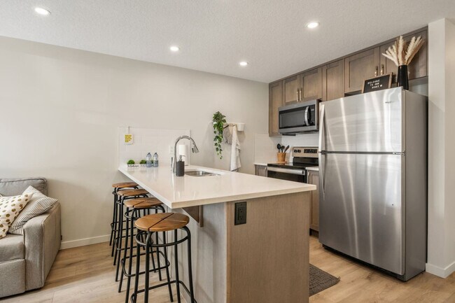 Photo du bâtiment - 260 Rowley Way NW