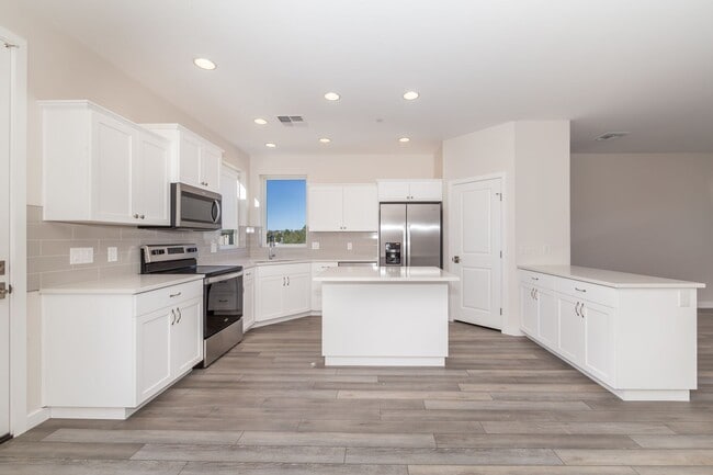 Foto del edificio - HOUSE: THE VINEYARDS AT COTTONWOOD, NEWER 2023-BUILD LUXURY HOME