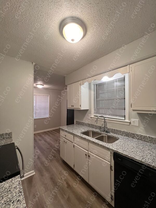 Foto del edificio - 4029 Socorro Dr