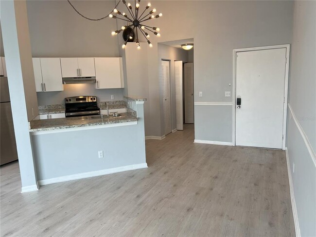 Building Photo - 2568 Woodgate Blvd