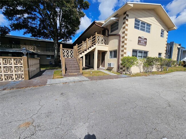 Foto del edificio - 5401 Hollywood Blvd