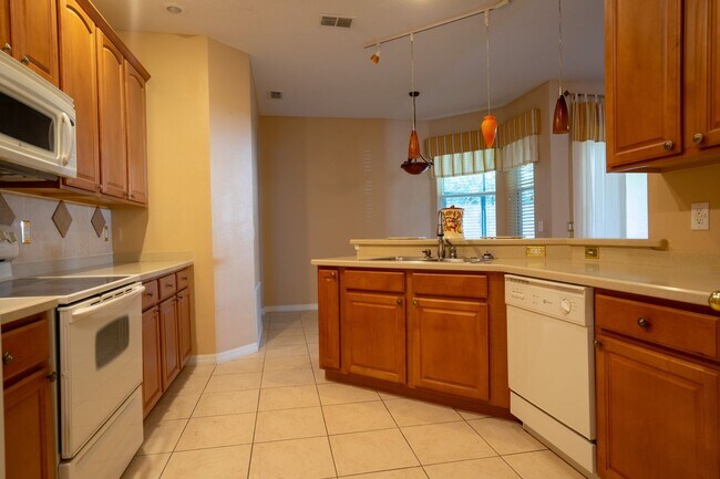 Foto del edificio - 4 Bed 3 Bath Home for Rent