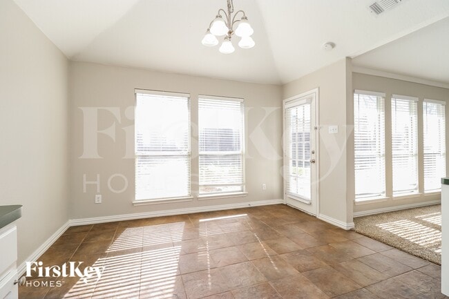 Foto del edificio - 614 Jamie Ln