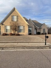 Building Photo - 10230 Adikson Dr