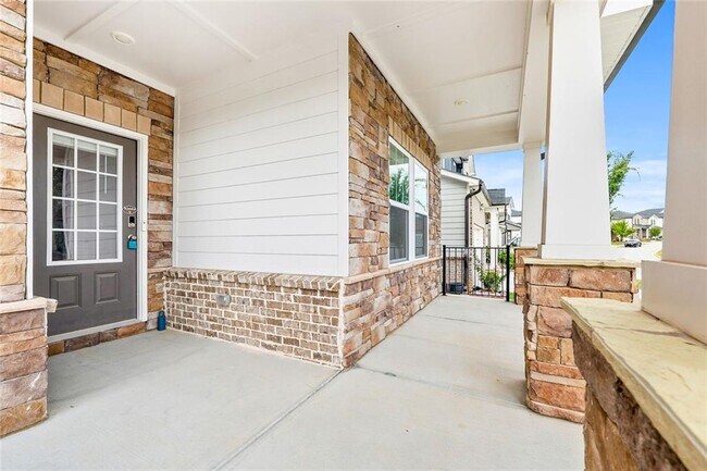 Building Photo - 5021 Silver Canoe Wy