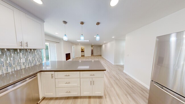 Foto del edificio - 5165 Remington Rd