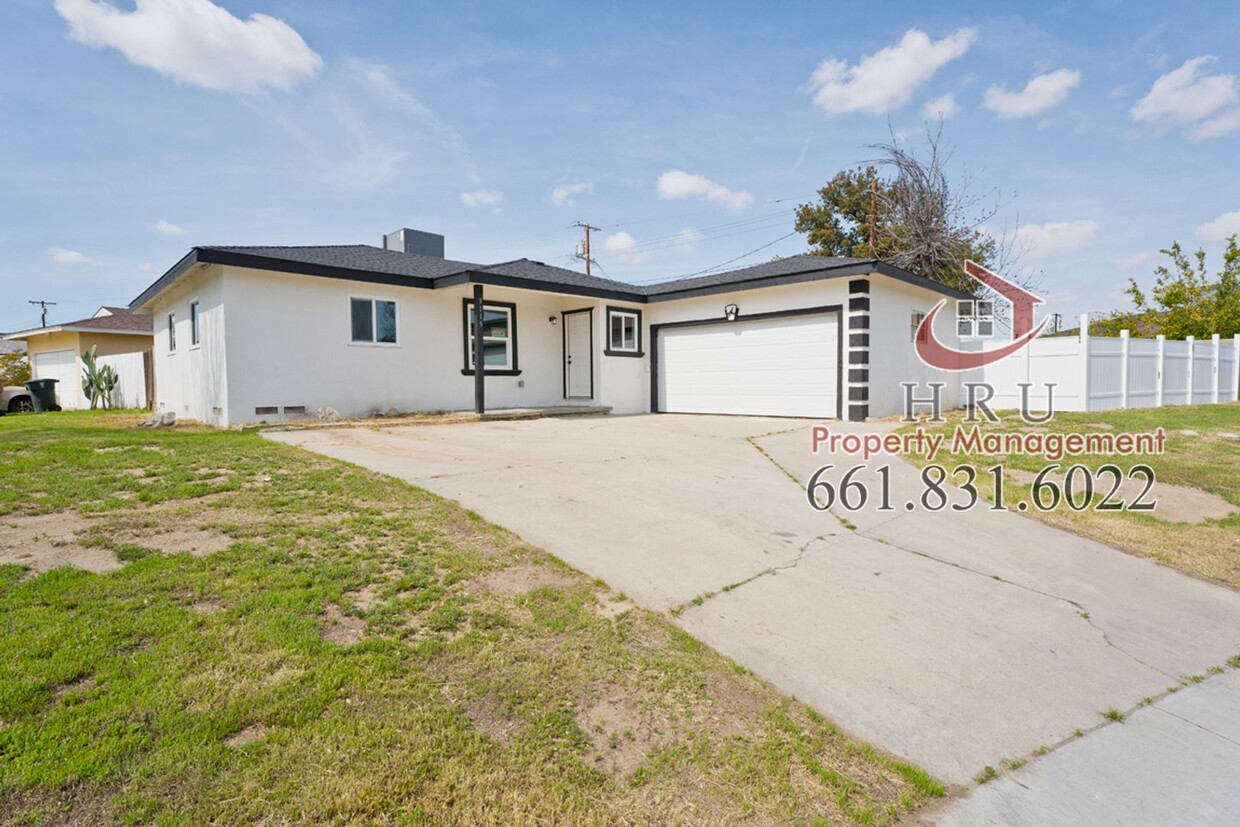 Foto principal - 3 bedroom, 2 bathroom house in SW Bakersfield