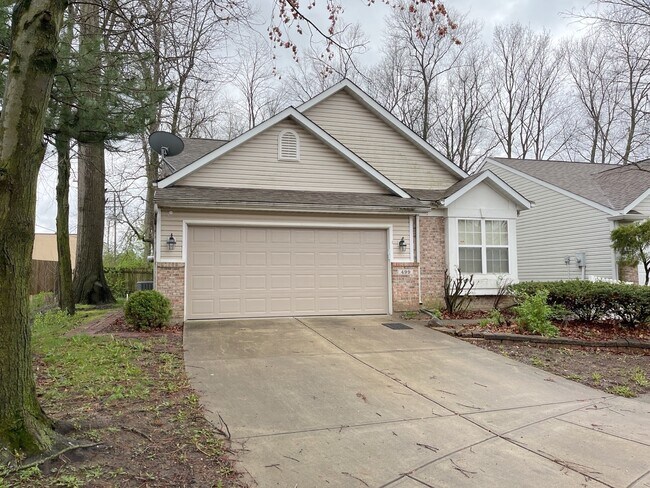 Building Photo - 499 Beals St